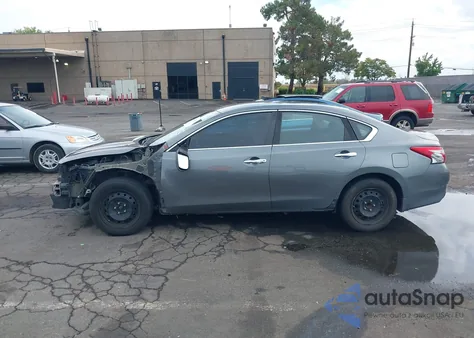 2017 Nissan Altima 2.5 S z USA, uszkodzony, nr VIN 1N4AL3AP6HN346230